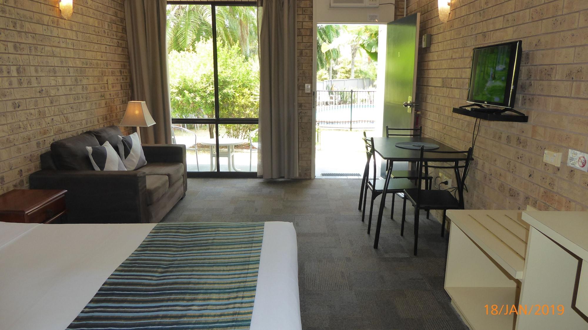 Tower Court Motel - Adults Only Haven Hervey Bay Exterior foto